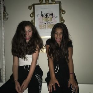 Meet your Posher, Maya